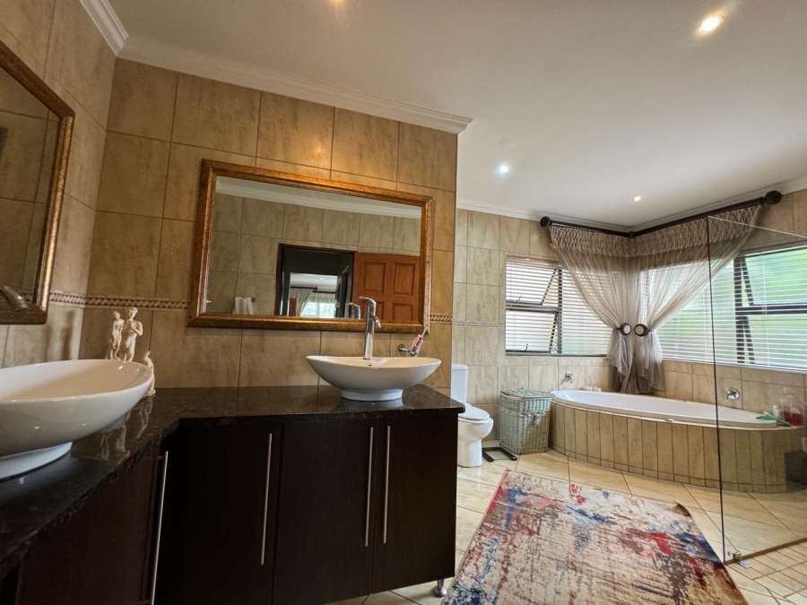 4 Bedroom Property for Sale in Birdwood Estate North West